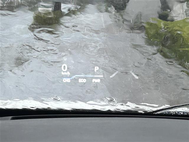Lexus UX 12