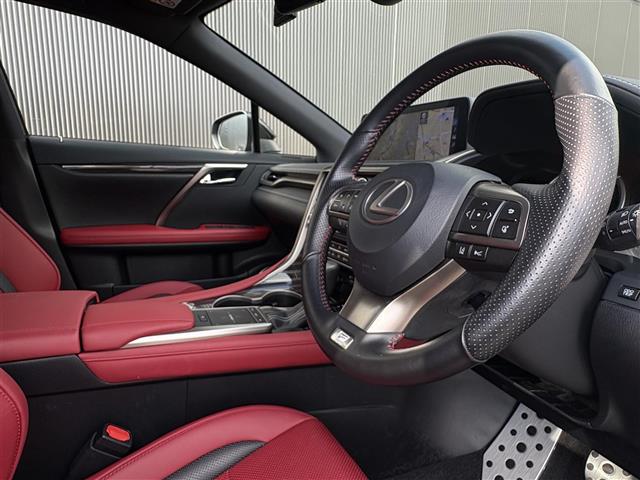 Lexus RX 8