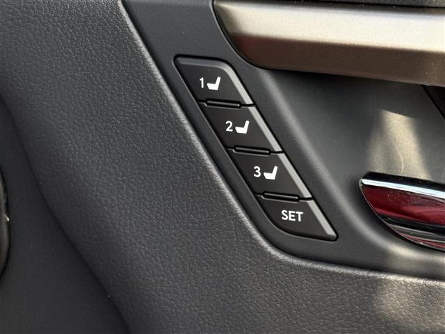 Lexus RX 10