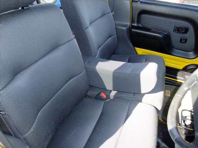 Daihatsu ネイキッド 3