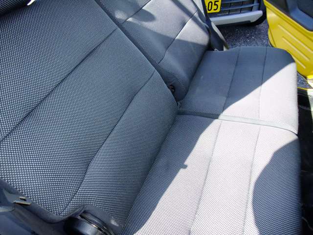 Daihatsu ネイキッド 4