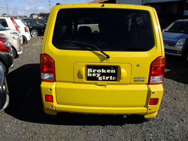 Daihatsu ネイキッド 5