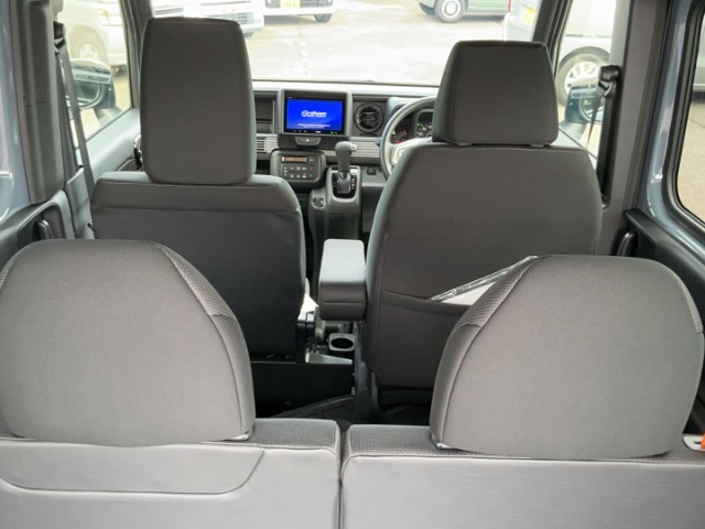 Honda N-VAN 9