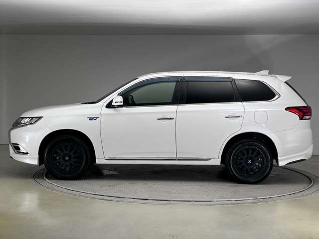 Mitsubishi Outlander PHEV 6