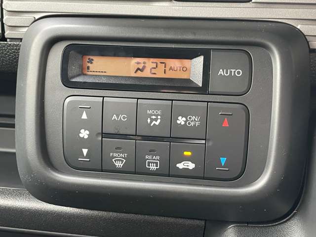 Honda N-VAN 11