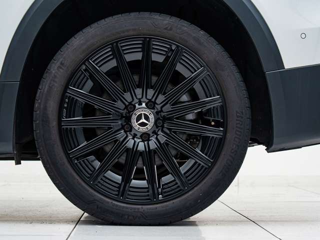 Mercedes-Benz GLB 8