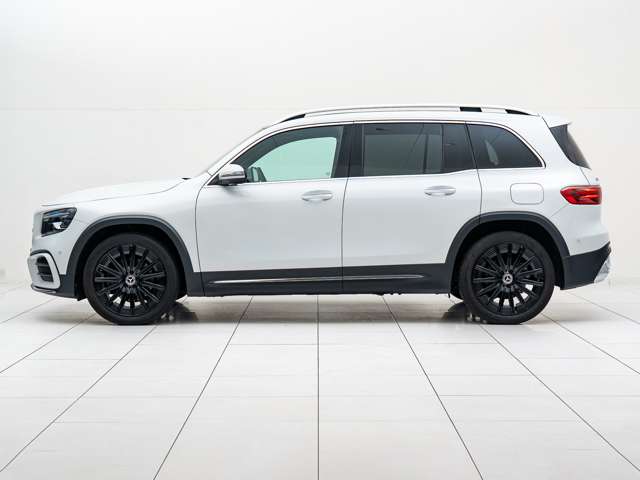 Mercedes-Benz GLB 9