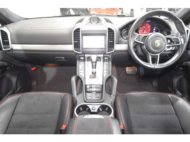 Porsche Cayenne 6