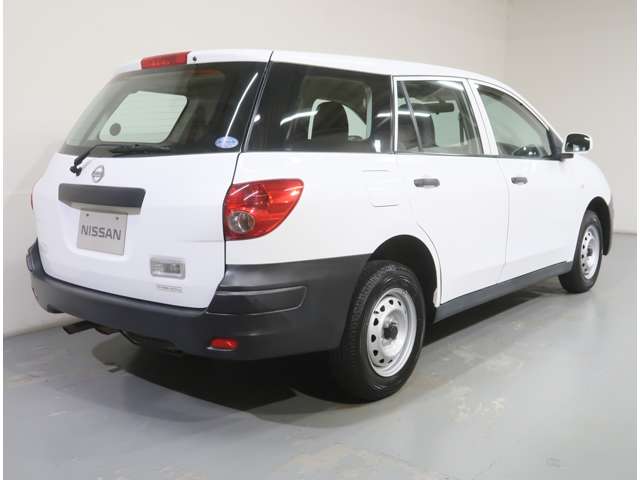 Nissan AD 3
