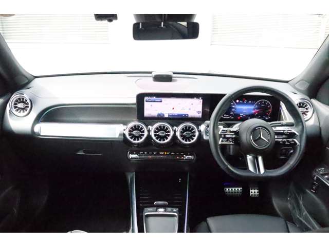 Mercedes-Benz GLB 5