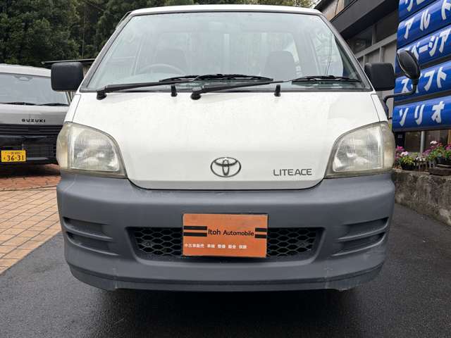 Toyota Light Ace Truck 4