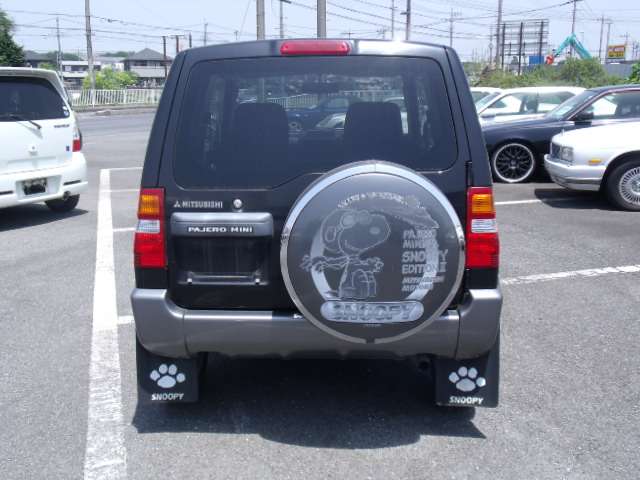 Mitsubishi Pajero Mini 8