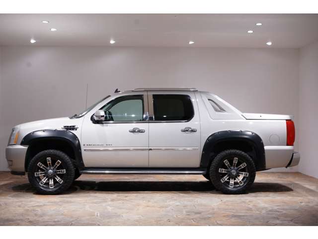 Cadillac Escalade EXT 11