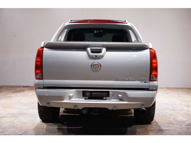 Cadillac Escalade EXT 10