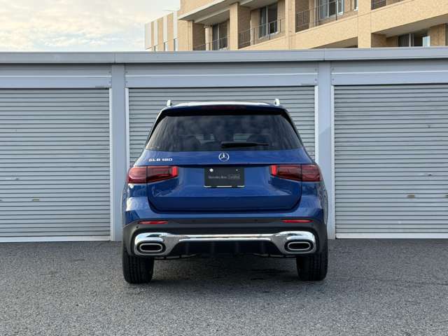Mercedes-Benz GLB 8