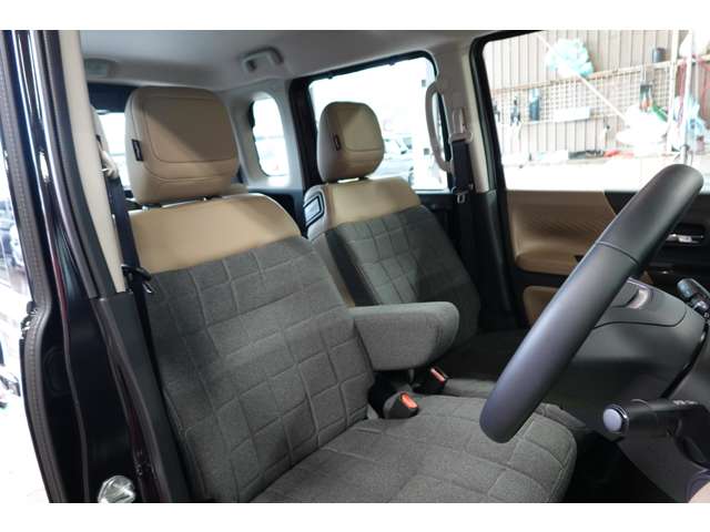 Mitsubishi Delica Mini 8