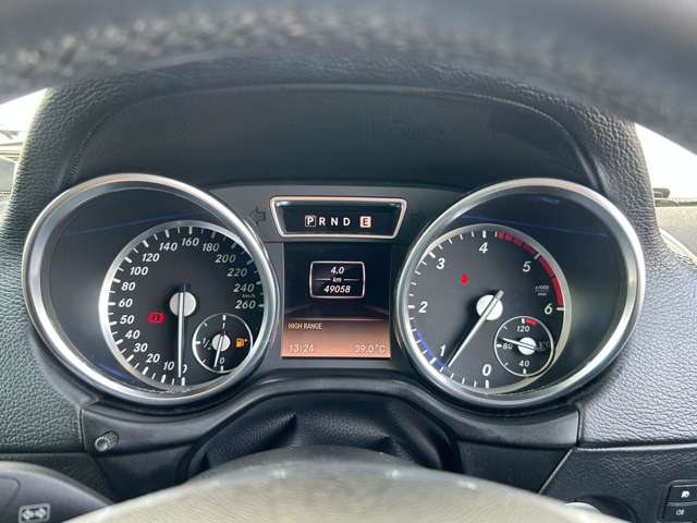 Mercedes-Benz G-Class 11