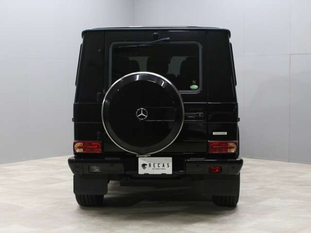 Mercedes-Benz G-Class 4