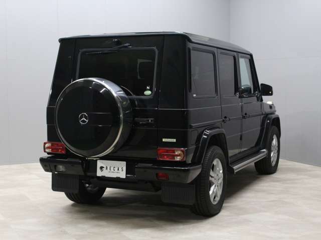 Mercedes-Benz G-Class 8