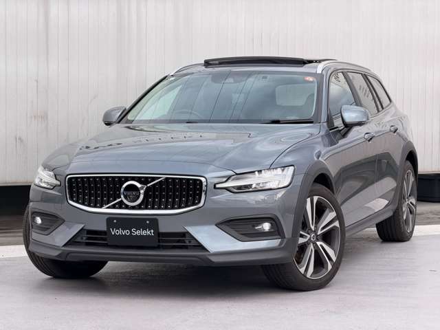 Volvo V60 Cross Country 5