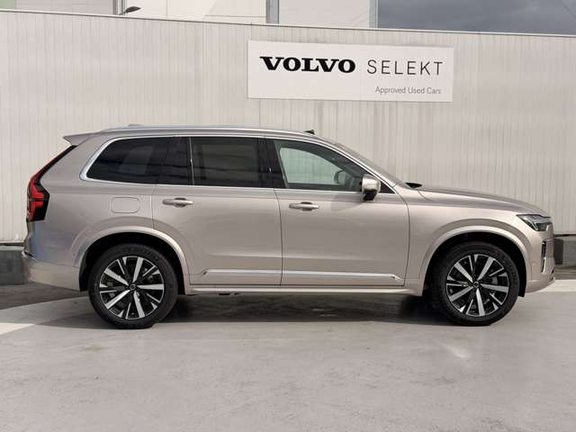 Volvo XC90 9