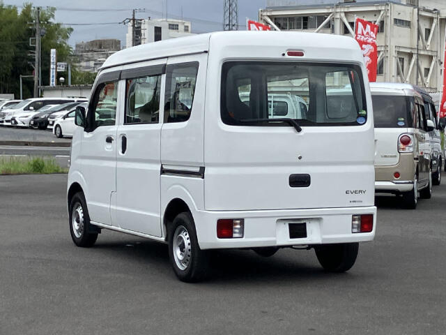 Suzuki Every 6