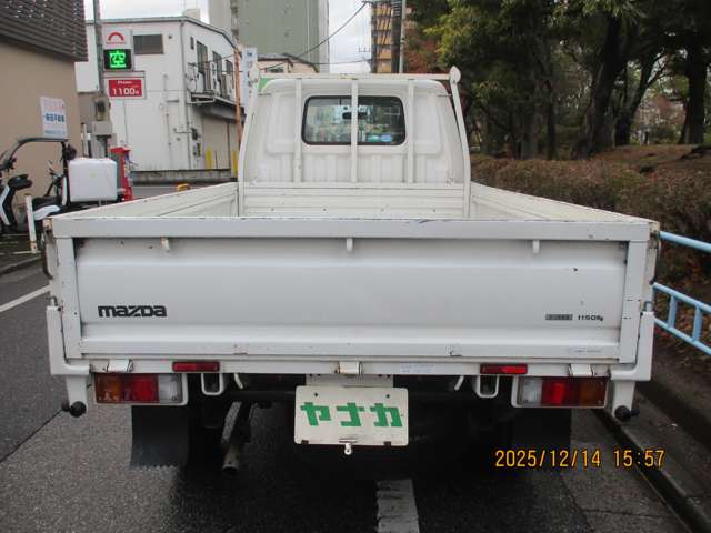 Mazda Bongo Truck 9