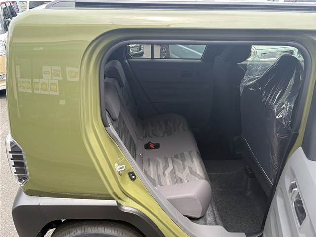 Daihatsu Taft 7