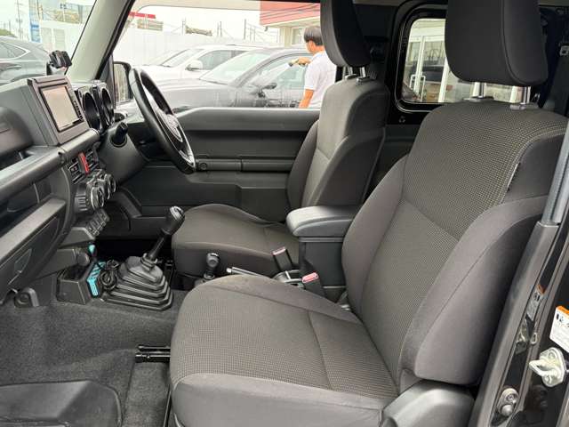 Suzuki Jimny 6