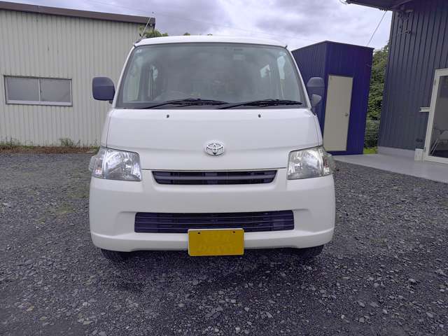 Toyota Light Ace Van 2