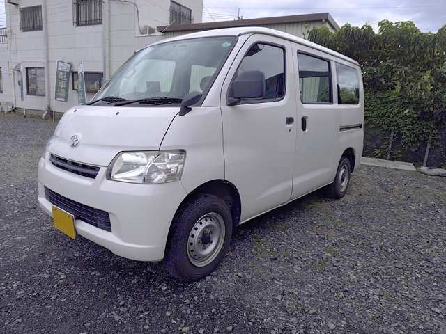 Toyota Light Ace Van 4