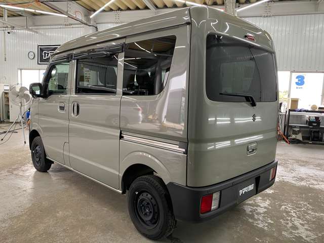 Suzuki Every 8