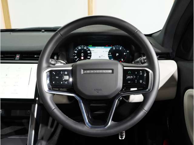 Land Rover Discovery Sport 12