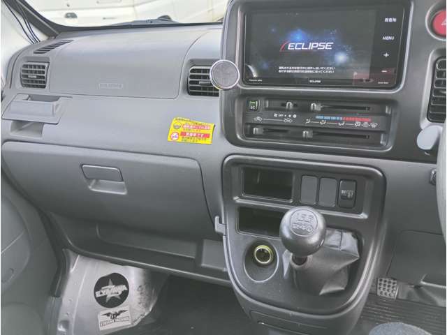 Daihatsu Hijet Deck Van 8