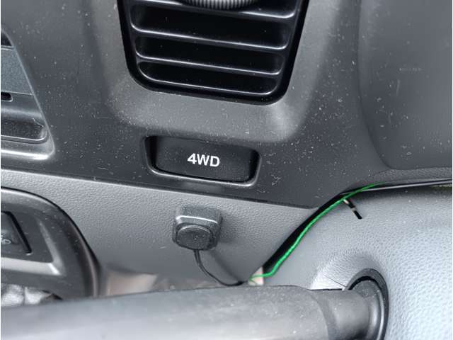 Daihatsu Hijet Deck Van 9