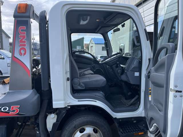 Isuzu Elf 12
