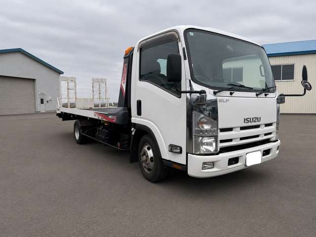 Isuzu Elf 3