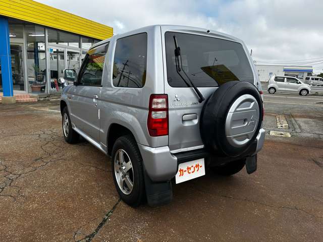 Mitsubishi Pajero Mini 5