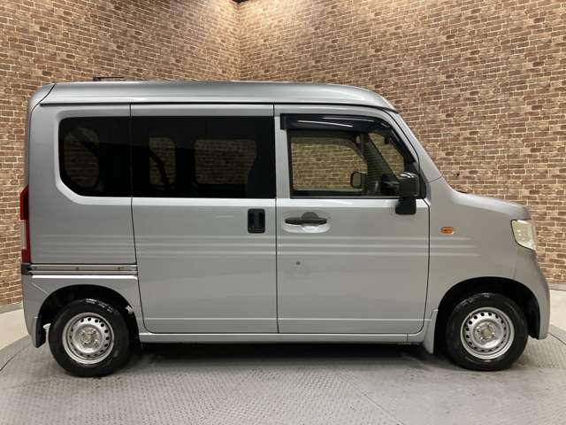 Honda N-VAN 10