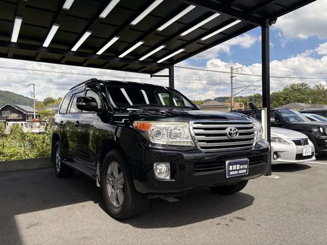 Toyota Land Cruiser 200 7