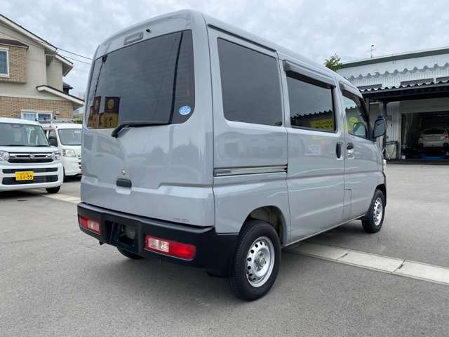 Nissan NV100 Clipper 11