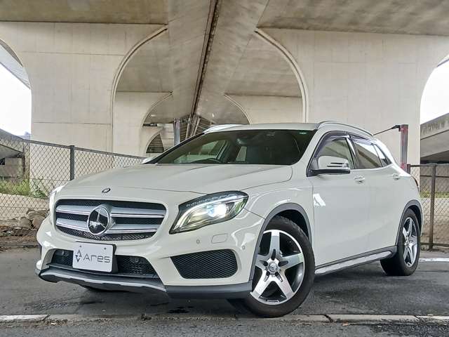 Mercedes-Benz GLA-Class 8