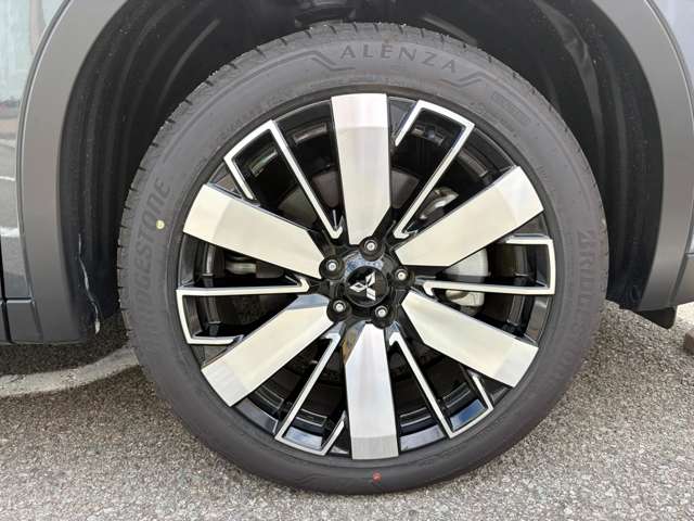 Mitsubishi Outlander 9