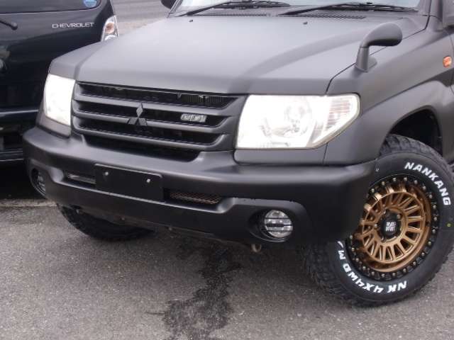 Mitsubishi Pajero iO 2