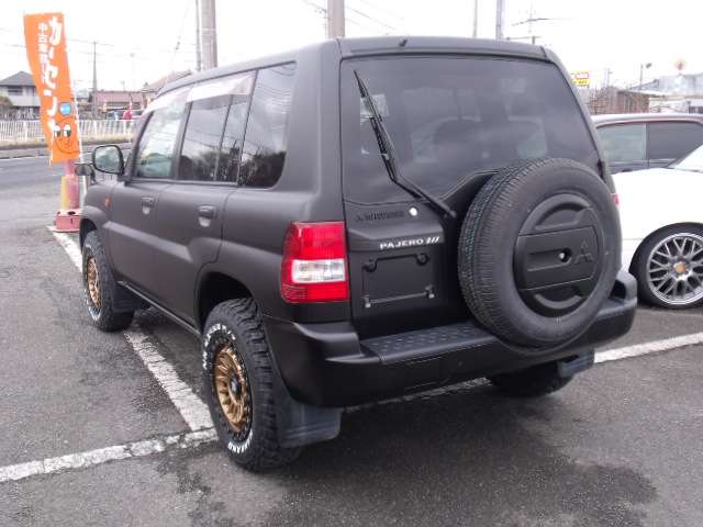 Mitsubishi Pajero iO 7