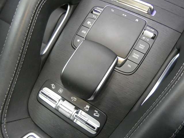 Mercedes-Benz GLS 11