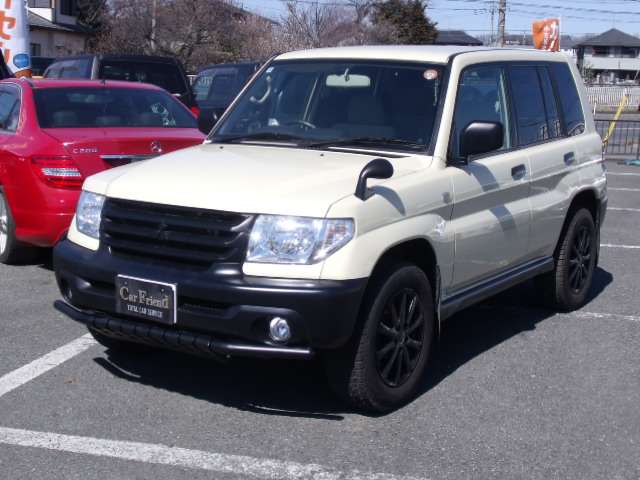 Mitsubishi Pajero iO 4