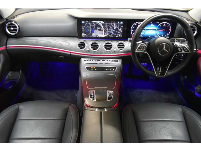 Mercedes-Benz E-Class All-Terrain 2