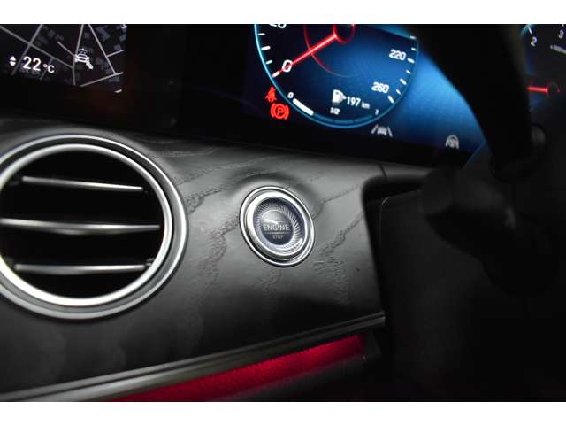 Mercedes-Benz E-Class All-Terrain 10