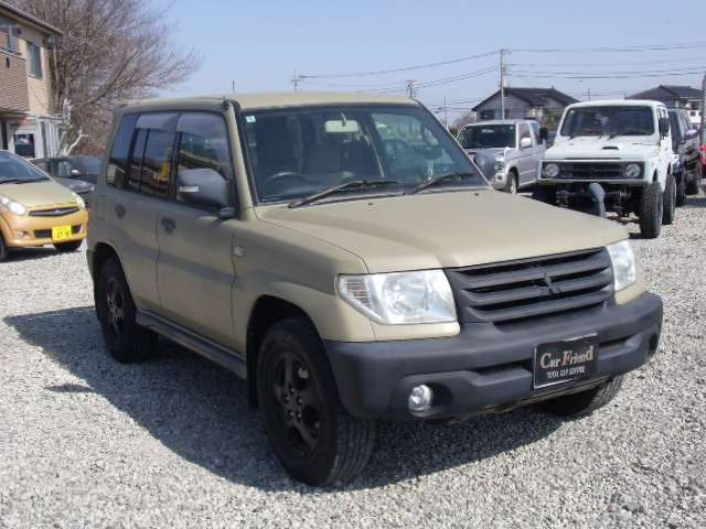 Mitsubishi Pajero iO 3
